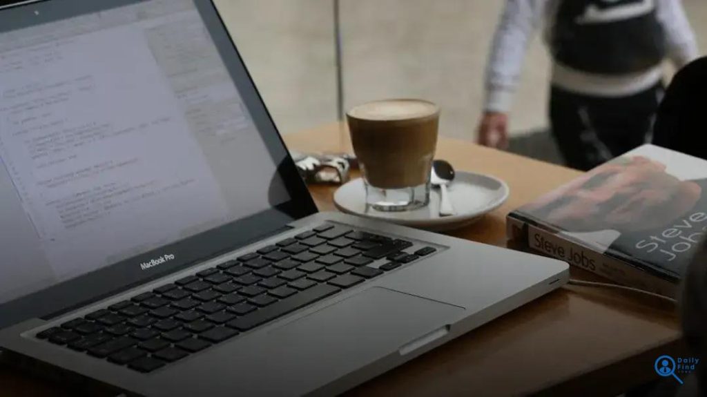Upskilling vs. Reskilling: Discover the Key Differences